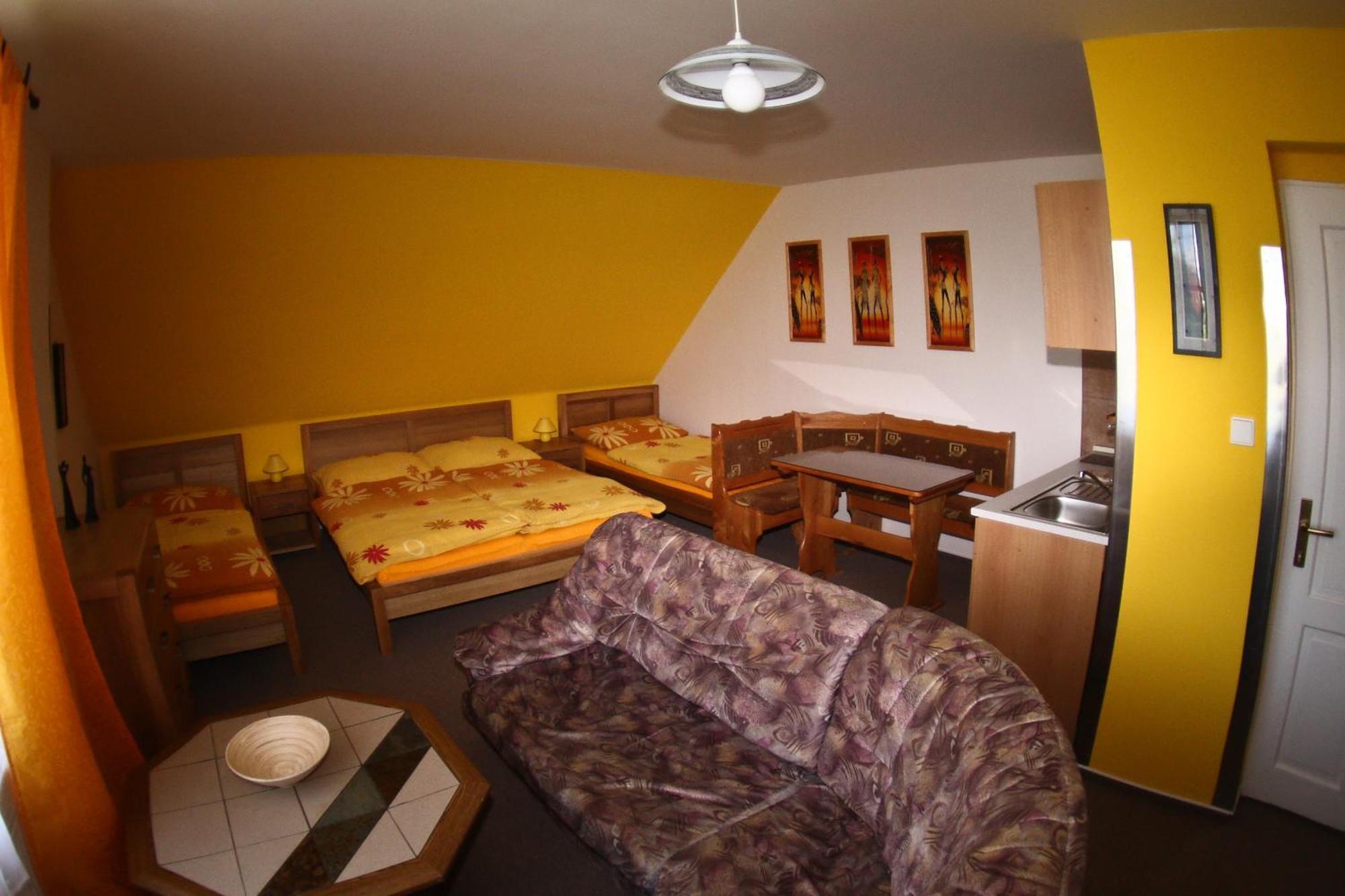 Penzion Svet Sobotín Exteriör bild